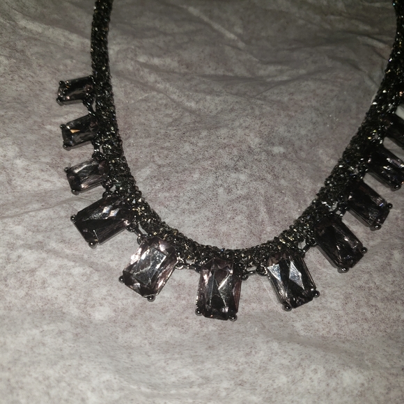 GLITTER RHINESTONE STATEMENT NECKLACE - Picture 5 of 6